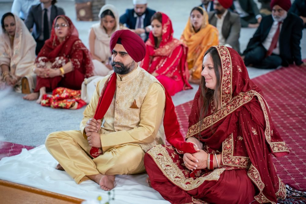 Indian Wedding couple at Gurudwara in Windsor, Ontario
